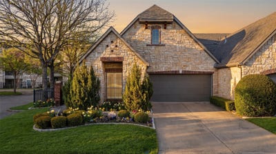 /international/us/703-n-avalon-court-granbury-tx-110108093671/