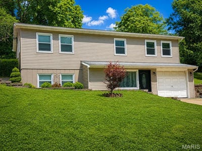 /international/us/901-olive-street-new-haven-mo-110108541545/
