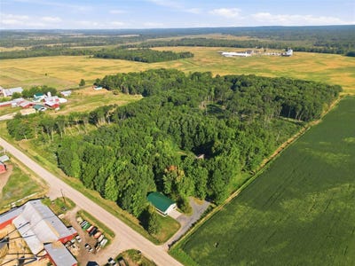 /international/us/e22740-karow-road-augusta-wi-110120451529/