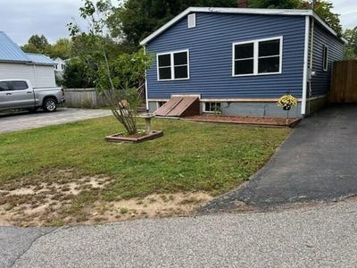 /international/us/37-foote-street-old-orchard-beach-me-110110369159/