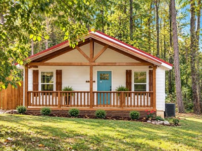 /international/us/1002-russell-hill-road-nw-sugar-valley-ga-110120487072/