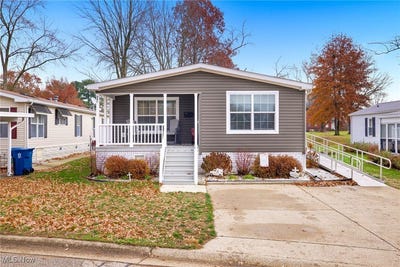 /international/us/32-c-street-sw-navarre-oh-110104903522/