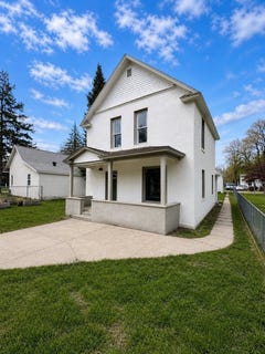/international/us/420-d-street-ne-brainerd-mn-110107803067/