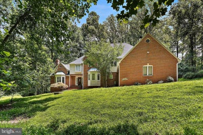 /international/us/12624-golden-oak-drive-ellicott-city-md-110108168275/
