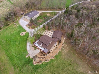 /international/us/6388-salamone-road-cedar-hill-mo-110107314475/
