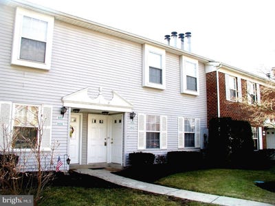 /international/us/1109-huntingdon-mews-clementon-nj-110107381207/