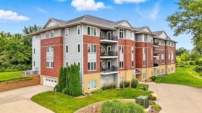 /international/us/1092-walnut-ave-ia-110101536342/?lang=id