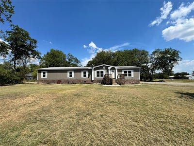 /international/us/111-s-houston-street-wolfe-city-tx-110094176500/?lang=en