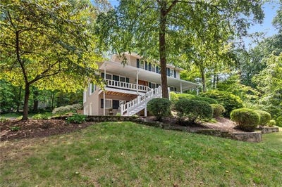 /international/us/426-lakewood-drive-wilkesboro-nc-110101338634/