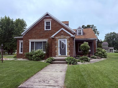 /international/us/111-s-wayne-street-saint-marys-oh-110108692128/