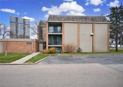 /international/us/6423-colony-way-edina-mn-110103758450/