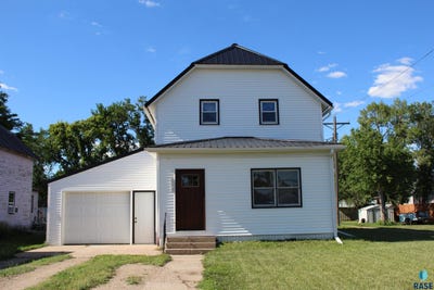 /international/us/204-w-farmer-ave-howard-sd-110109064933/