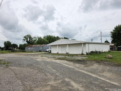 /international/us/1426-1430-falls-blvd-wynne-ar-110108333798/