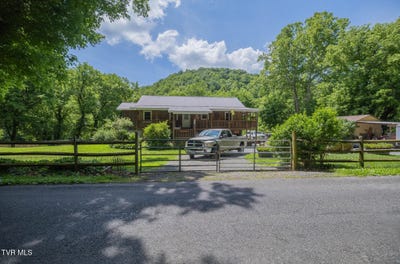 /international/us/17088-n-fork-river-road-abingdon-va-110108399138/