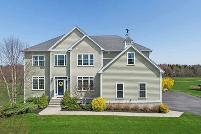 /international/us/93-magill-drive-grafton-ma-110107315915/
