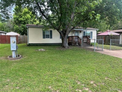 /international/us/6185-summerset-drive-house-springs-mo-110107829254/