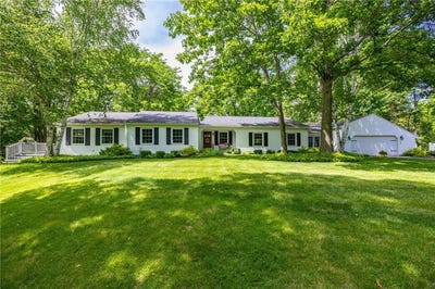 /international/us/9038-strong-hill-road-naples-ny-110108817640/