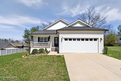 /international/us/22-patrick-drive-crossville-tn-110107776777/