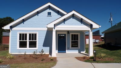 /international/us/49-maynard-street-winder-ga-110120688485/