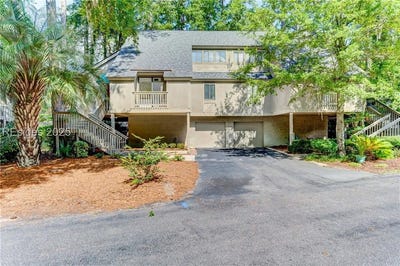 /international/us/11-compass-point-hilton-head-island-sc-110099085141/