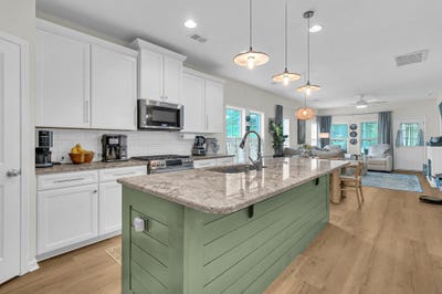 /international/us/3789-tupelo-branch-row-mount-pleasant-sc-110101236925/