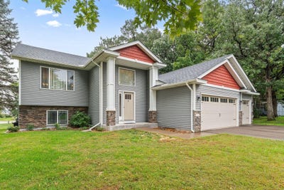 /international/us/21215-old-lake-george-boulevard-nw-oak-grove-mn-110119986237/