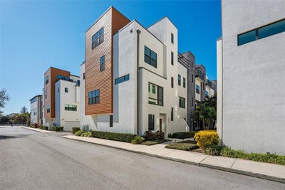 /international/us/2511-n-grady-avenue-tampa-fl-110105697442/