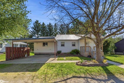 /international/us/614-king-street-gladbrook-ia-110108024042/