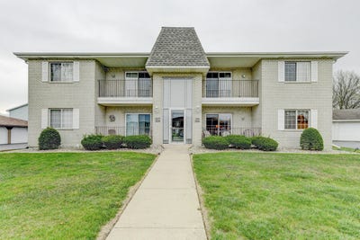 /international/us/1315-woodhollow-court-schererville-in-110107397830/