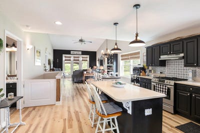 /international/us/4005-eastbridge-circle-stockbridge-mi-110101240449/?lang=zh-tw