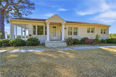 /international/us/3067-carolina-road-suffolk-va-110120895541/
