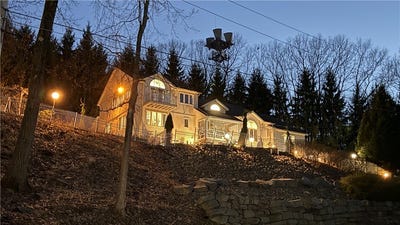 /international/us/1313-holly-hill-road-vestal-ny-110108583296/