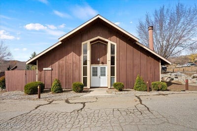 /international/us/2-village-lane-tehachapi-ca-110106771311/