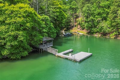 /international/us/1513-braxton-gate-drive-morganton-nc-110108472351/