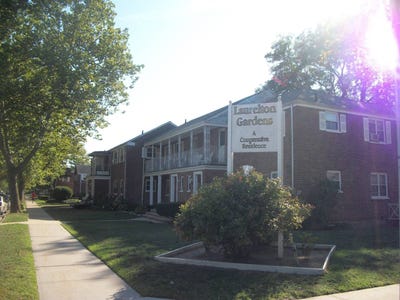 /international/us/131-11-234th-street-rosedale-ny-110106703396/