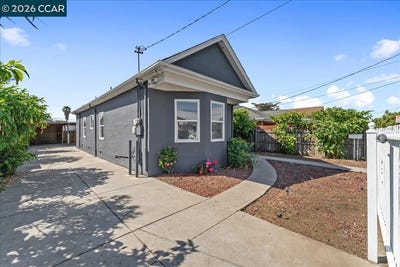 /international/us/747-9th-st-richmond-ca-110106974121/