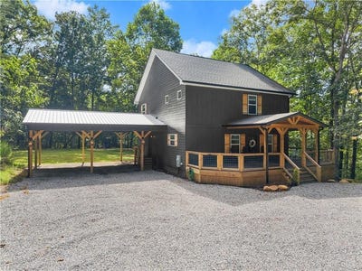 /international/us/747-golden-avenue-dahlonega-ga-110100819634/