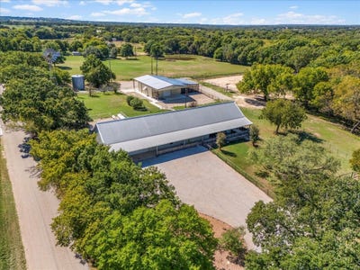 /international/us/2405-cold-springs-road-weatherford-tx-110120414213/