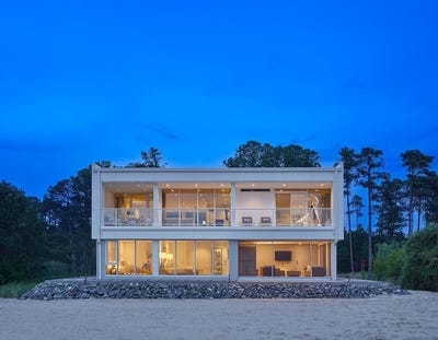 /international/us/448-windjammer-lane-white-stone-va-110097731923/?lang=zh-tw