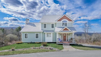 /international/us/42-deerfield-drive-ludlow-vt-110104846270/