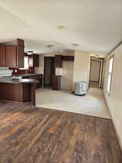/international/us/16121-bear-bayou-dr-channelview-tx-110103327407/
