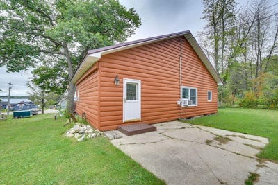 /international/us/n9222-davis-st-curtis-mi-110105334749/