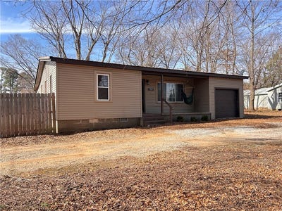 /international/us/701-n-curtis-avenue-pea-ridge-ar-110105632311/