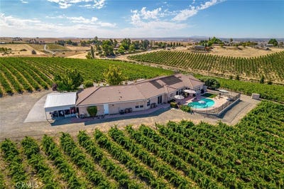/international/us/6172-hawk-ridge-place-paso-robles-ca-110105221797/