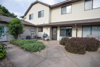 /international/us/1615-helmo-avenue-n-oakdale-mn-110100620994/