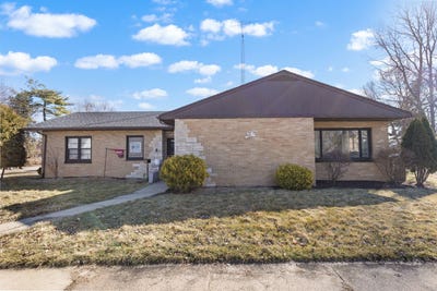 /international/us/900-whitney-boulevard-belvidere-il-110106301899/
