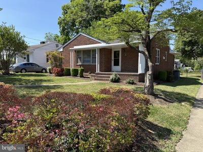 /international/us/1316-stafford-avenue-fredericksburg-va-110108175660/