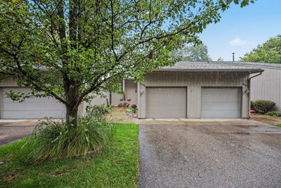 /international/us/4753-rockvalley-drive-ne-grand-rapids-mi-110120068203/