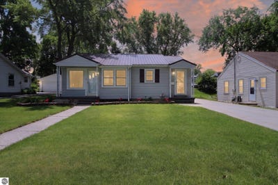 /international/us/510-e-saginaw-street-st-louis-mi-110108814614/