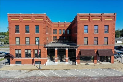 /international/us/102-ohio-street-w-butler-mo-110087743940/?lang=zh-cn